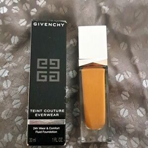 Givenchy Teint Couture Everwear Foundation P300